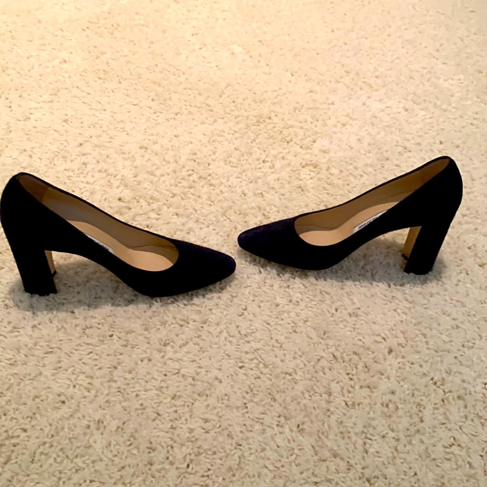 Manila Blahnik navy blue suede pumps